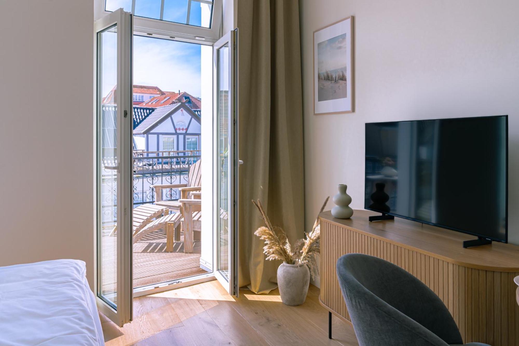 Kapitaenshaus Friedrich Franz - Premium Apartments 200 Meter Vom Strand Und Alten Strom Rostock Exterior photo